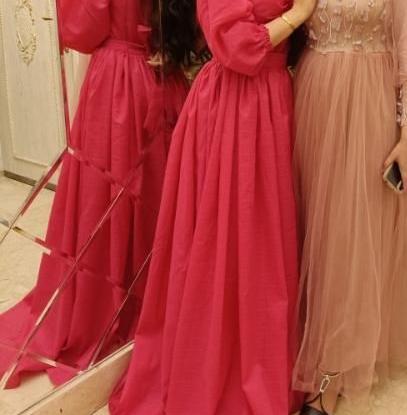 عکس لباس مجلسی زنانه دیوار اردبیل
