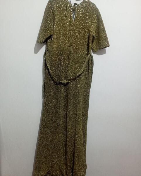 عکس لباس مجلسی زنانه دیوار رشت