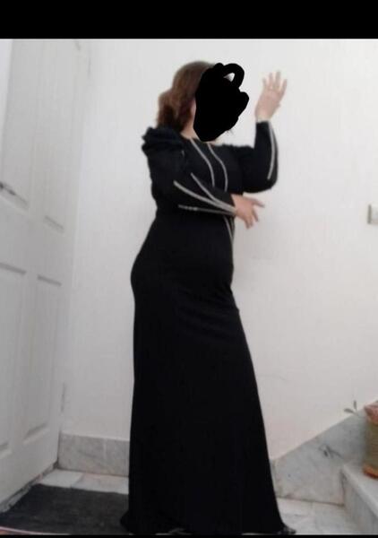 عکس لباس مجلسی زنانه دیوار زنجان