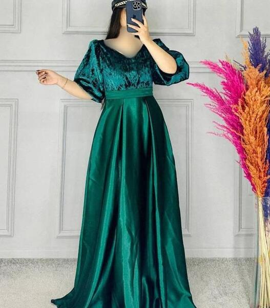 عکس لباس مجلسی زنانه ساتن سبز
