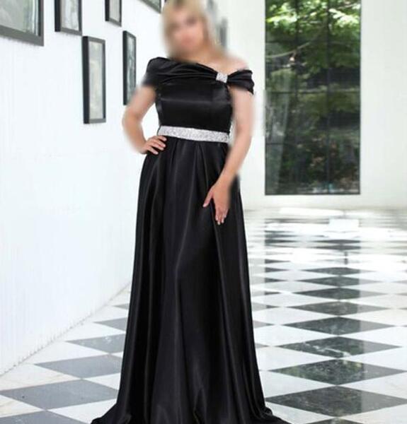 عکس لباس مجلسی زنانه ساتن مشکی