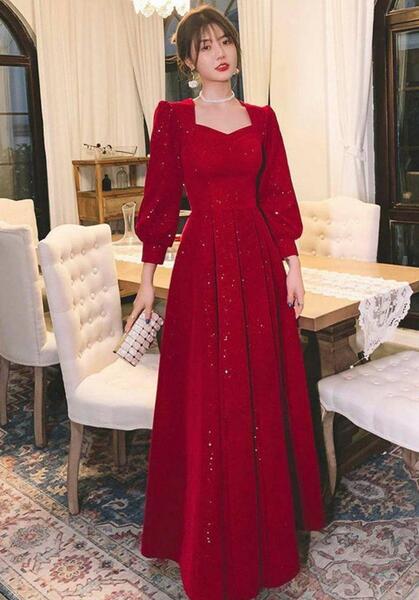 عکس لباس مجلسی زنانه بلند قرمز