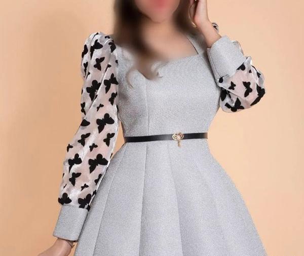 عکس لباس مجلسی کوتاه عروسکی آستین پفی
