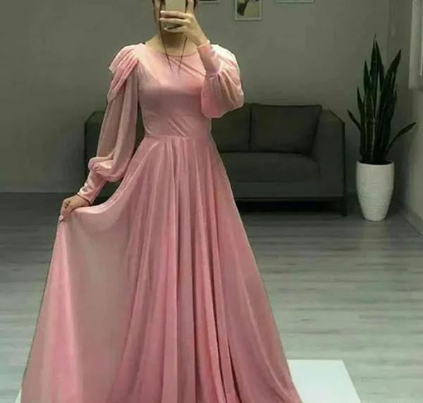 عکس لباس مجلسی دامن کلوش ساتن کوتاه