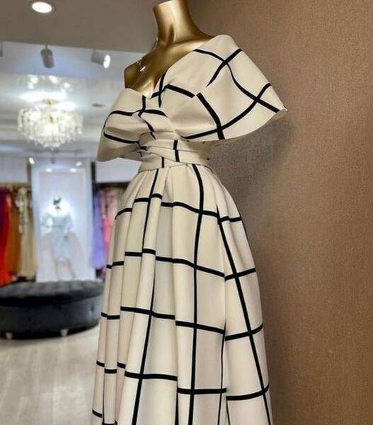 عکس لباس مجلسی کوتاه ساده و شیک