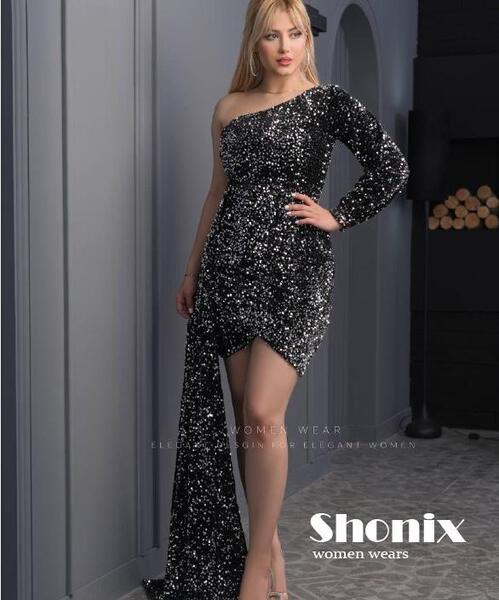 عکس لباس مجلسی نقره ای براق کوتاه