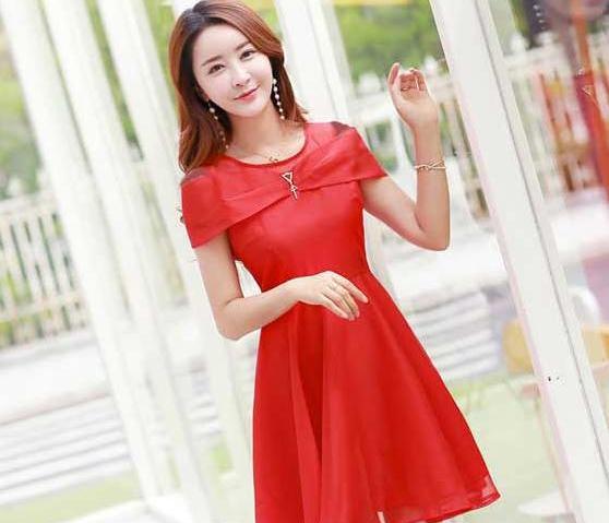 عکس مدل لباس مجلسی یقه هفت کوتاه