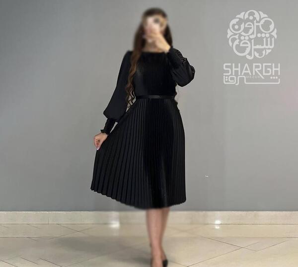 عکس لباس مجلسی ساتن کوتاه و پوشیده