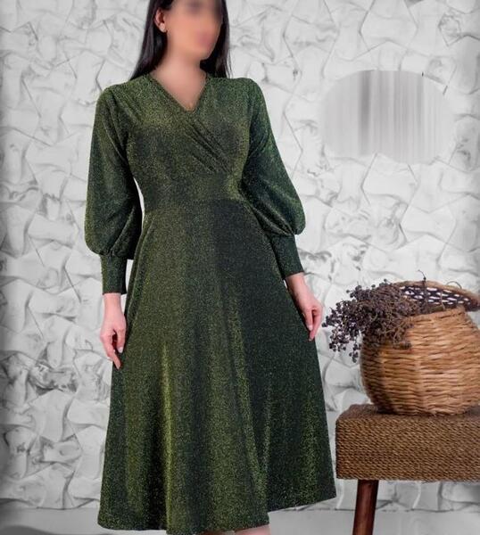 عکس مدل لباس مجلسی کوتاه ساده و شیک با پارچه لمه