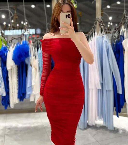 عکس مدل لباس مجلسی کوتاه زرشکی