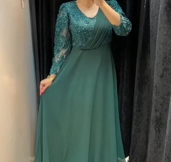 عکس لباس مجلسی کوتاه با حریر بلند