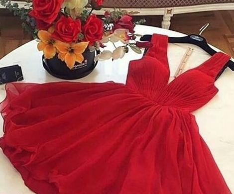 عکس لباس مجلسی کوتاه عروسکی بنفش