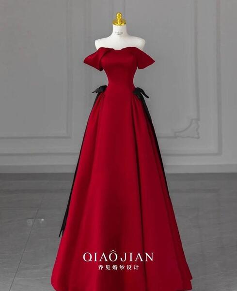 عکس لباس مجلسی زنانه برای عروسی قرمز