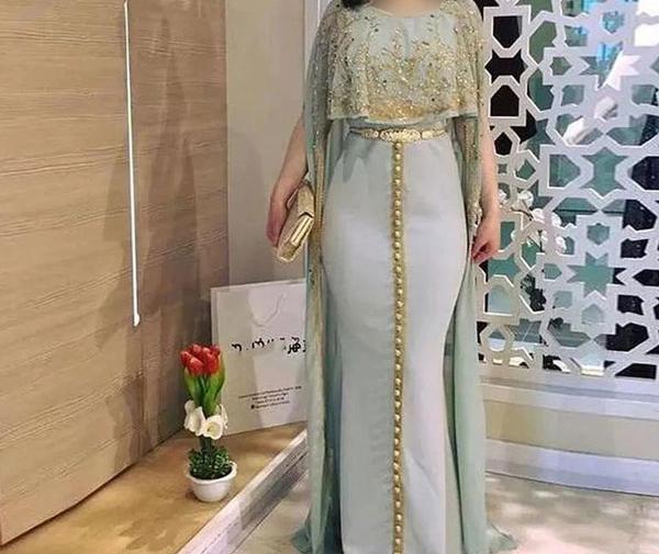 مدل عکس لباس مجلسی بلند پوشیده