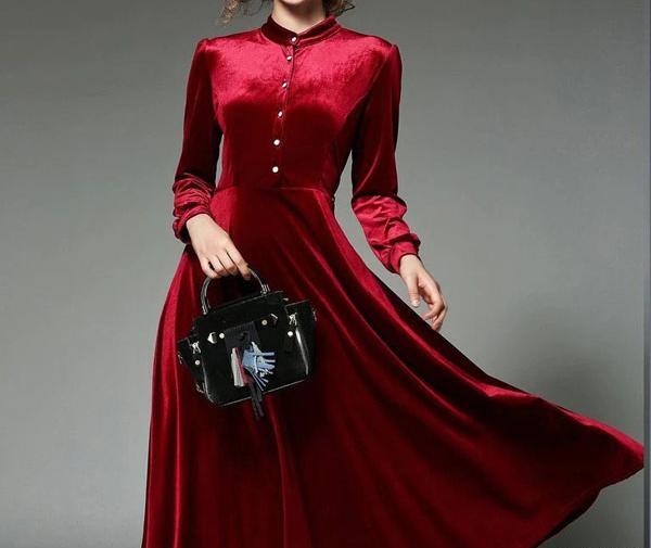 عکس لباس مجلسی زنانه مخمل گلدار