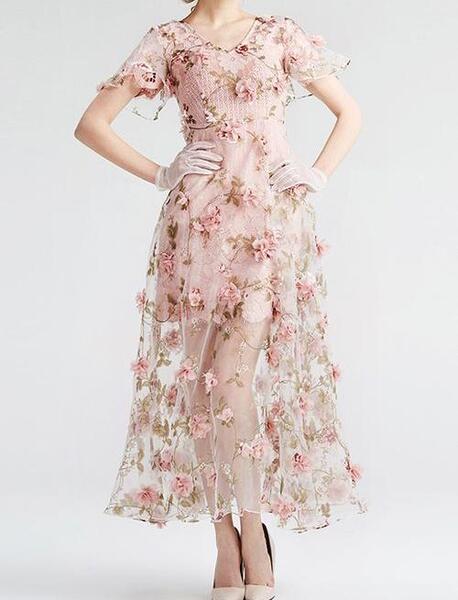 عکس لباس مجلسی زنانه با پارچه گلدار