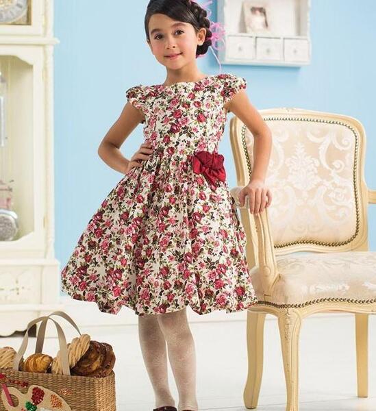 عکس لباس مجلسی زنانه با پارچه گلدار