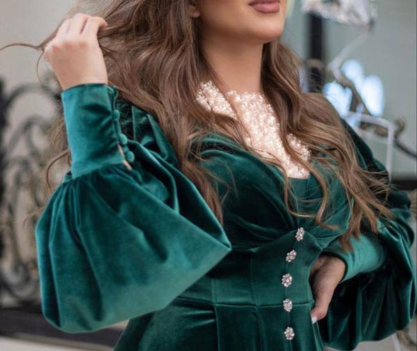 عکس مدل لباس مجلسی زنانه مخمل گلدار