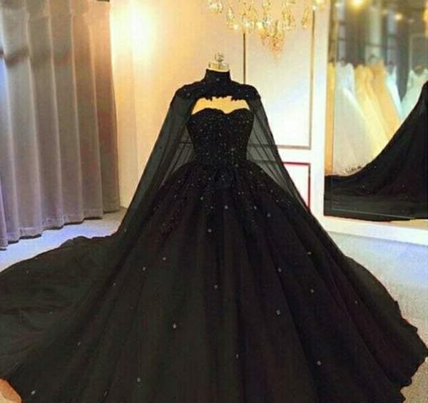 عکس لباس مجلسی زنانه مشکی برای عروسی