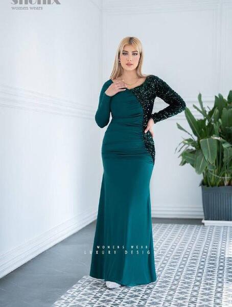عکس لباس مجلسی زنانه مخمل برای عروسی