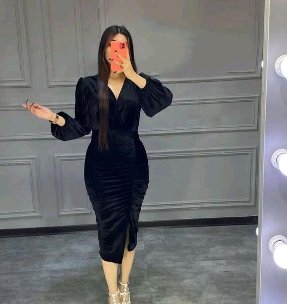 عکس لباس مجلسی زنانه مخملی کوتاه