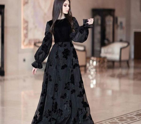 عکس مدل لباس مجلسی زنانه مخمل بلند