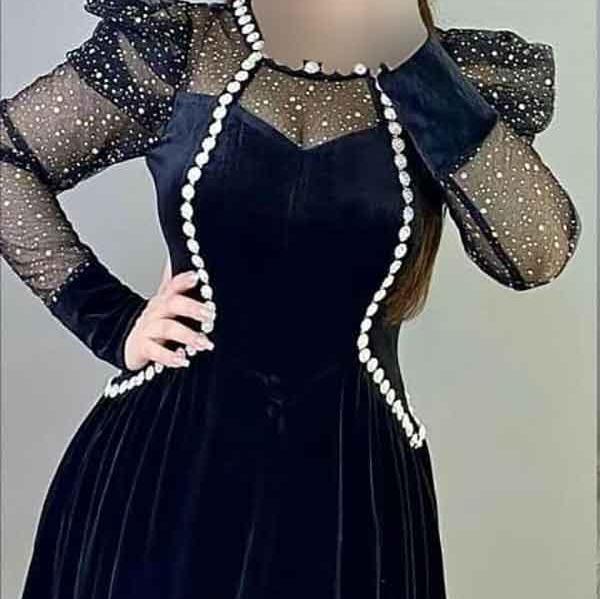 عکس لباس مجلسی زنانه بلند با پارچه مخمل
