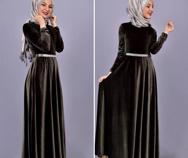عکس لباس مجلسی زنانه بلند با پارچه مخمل