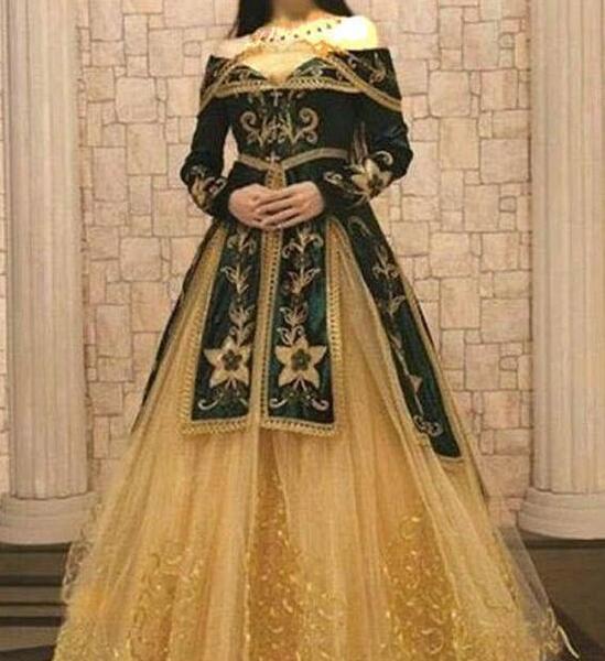 عکس مدل لباس مجلسی لری زنانه