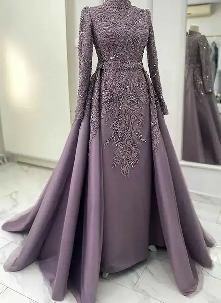 عکس لباس مجلسی زنانه برای عروسی لاکچری