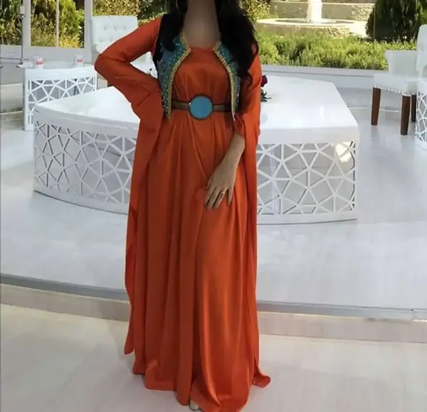 عکس لباس های مجلسی زنانه کردی