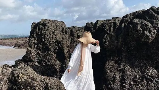 عکس فروشگاه لباس مجلسی زنانه در کیش