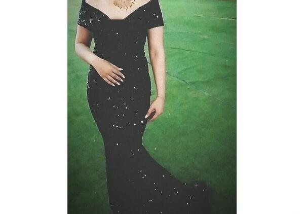 عکس لباس مجلسی زنانه دیوار شیراز