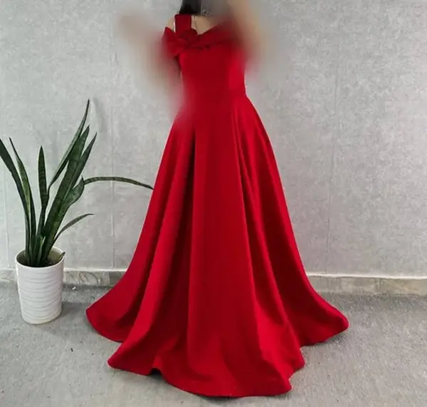 عکس لباس مجلسی زنانه بلند ساتن