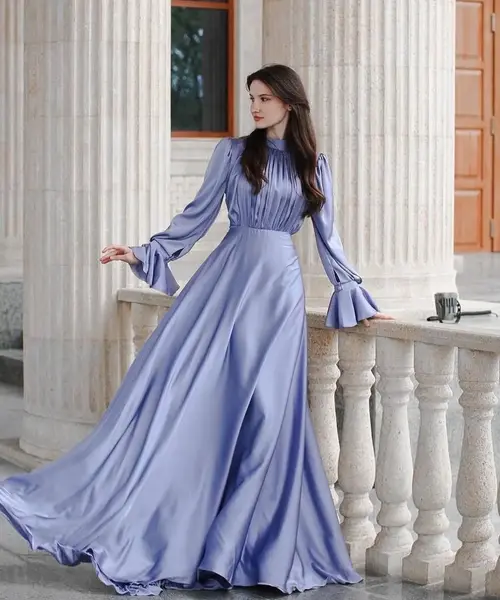 عکس لباس مجلسی زنانه بلند ساتن