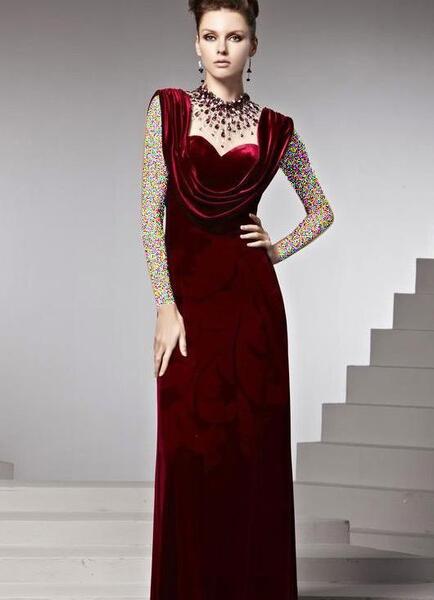 عکس لباس مجلسی زنانه رنگ زرشکی