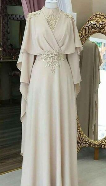 عکس لباس مجلسی حریر گلدار بلند زنانه