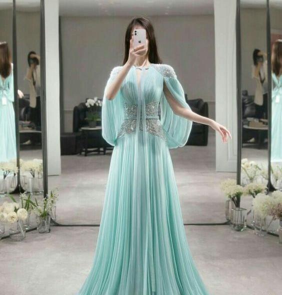 عکس مدل لباس مجلسی زنانه حریر بلند