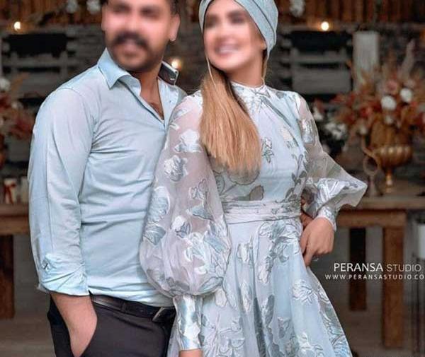 عکس لباس مجلسی زنانه رنگ آبی آسمانی