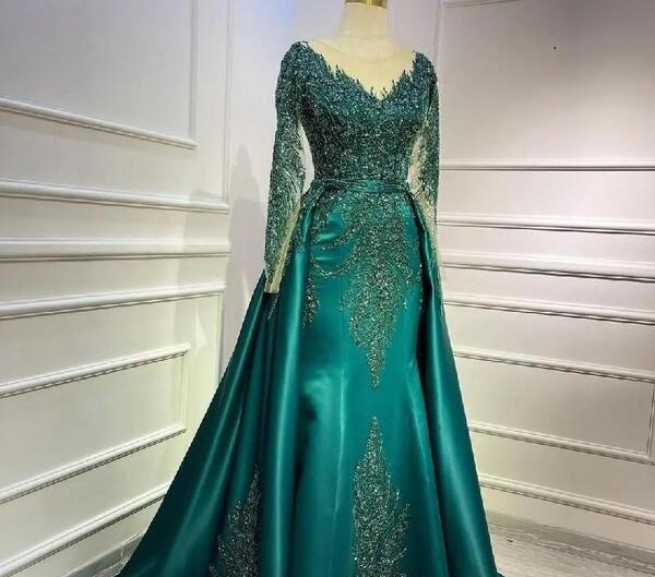 عکس لباس مجلسی زنانه اجاره ای در اصفهان