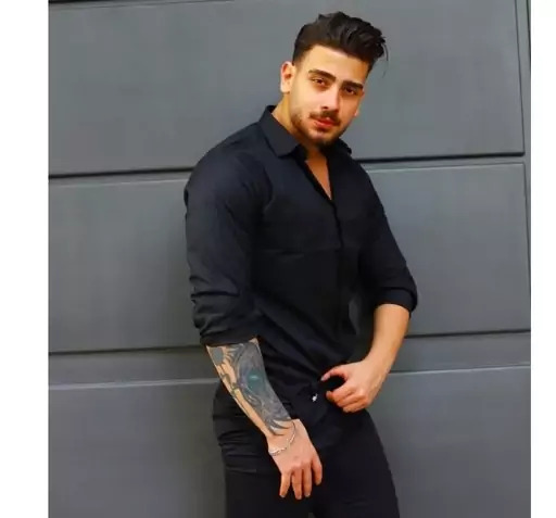عکس پیراهن مشکی مجلسی مردانه براق