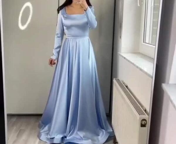 عکس لباس مجلسی بلند شیک ساتن