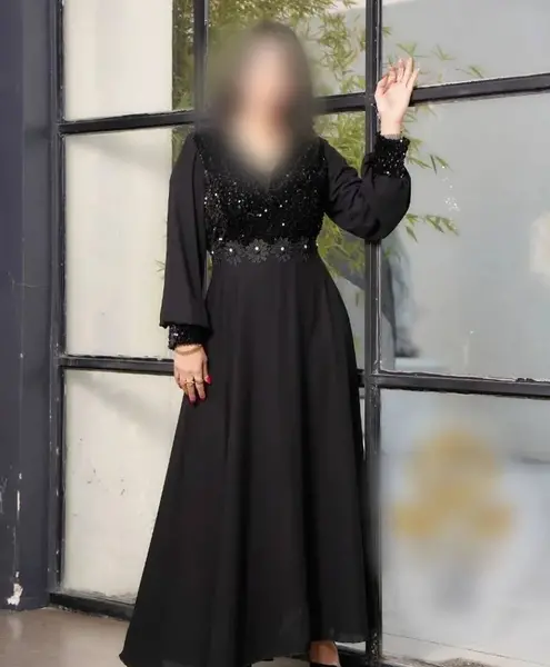 عکس لباس مجلسی بلند مشکی شیک
