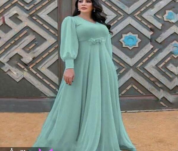 عکس مدل لباس مجلسی شیک با پارچه حریر گلدار