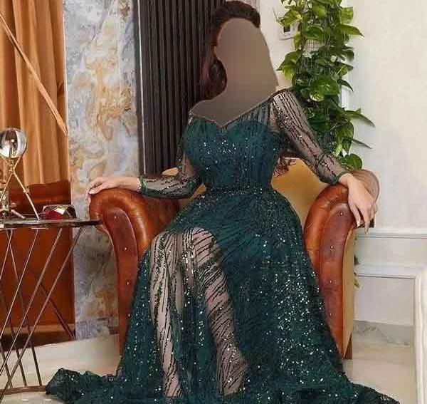 عکس دخترانه مدل لباس مجلسی یقه دلبری استین دار