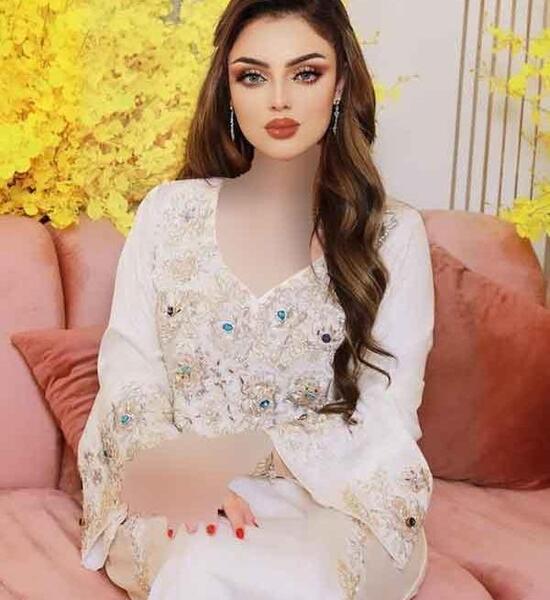 عکس لباس مجلسی دخترانه با موهای پسرانه