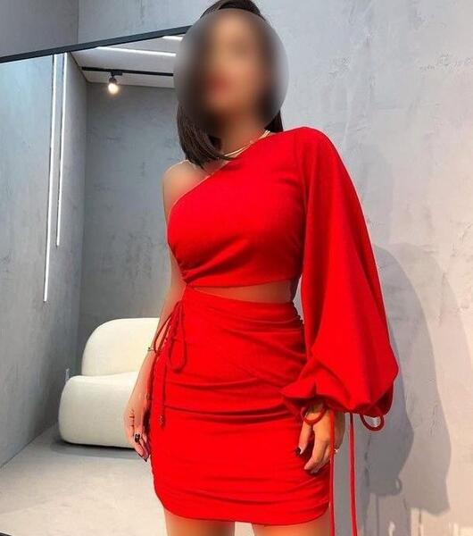 عکس دکلته لباس مجلسی تنگ و کوتاه دخترانه