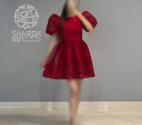 عکس لباس مجلسی قرمز ساتن