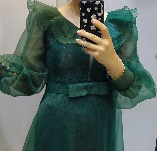عکس لباس مجلسی زنانه سبز زمردی