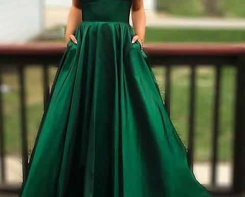 عکس لباس مجلسی سبز زمردی